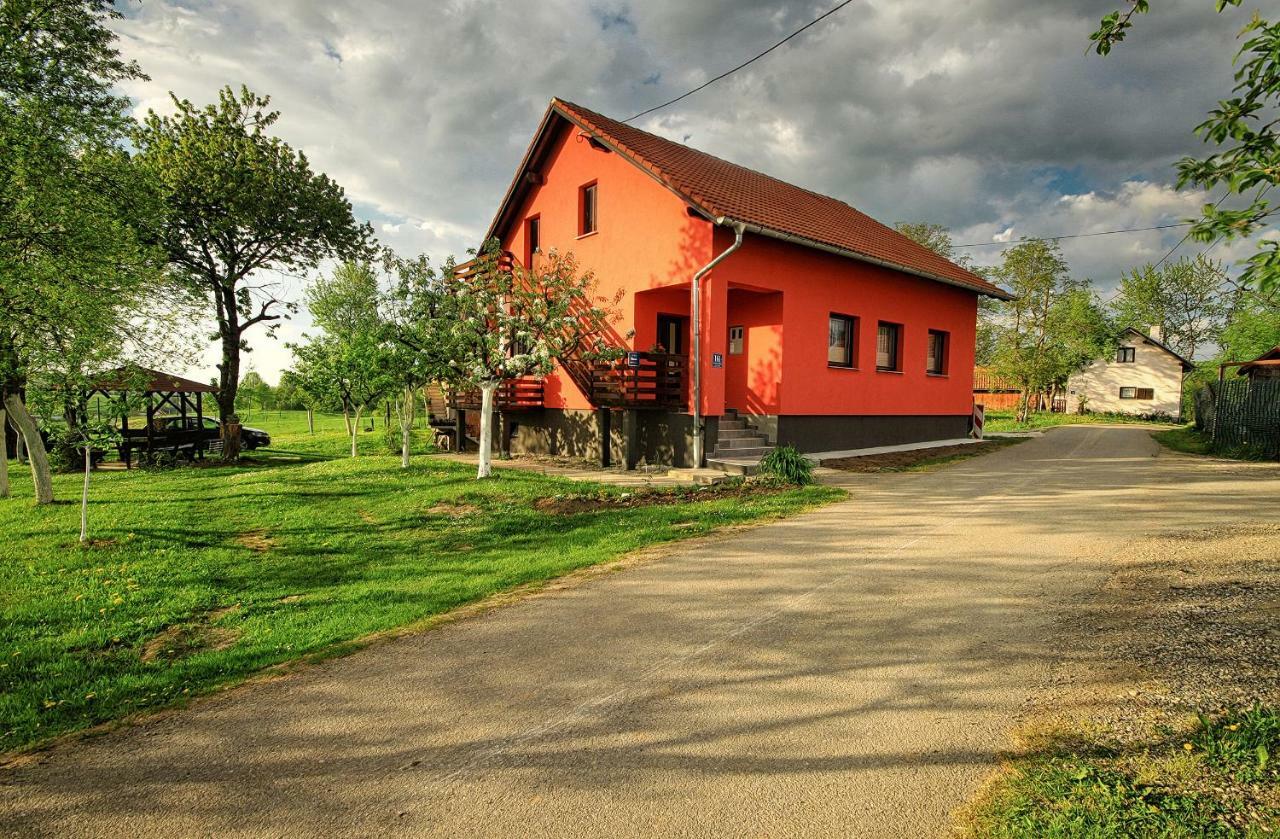 Filip Apartment Rakovica Exterior foto